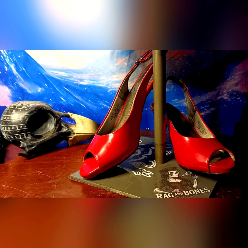LifeStride Red Slingback Heels Gothic Retro Pin-Up Platform Peep Toe, Size 9 1/2